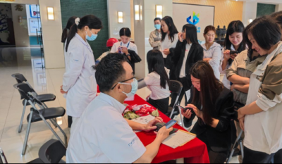 把脈問診送健康，暖心服務(wù)進企業(yè)——合肥高科攜手廣瑞醫(yī)療開展“健康進企業(yè)”義診活動
